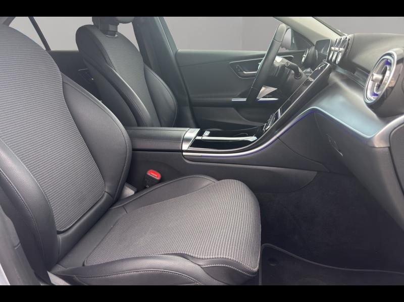 Image MERCEDES-BENZ Classe C 220 d 200ch Avantgarde Line 4Matic