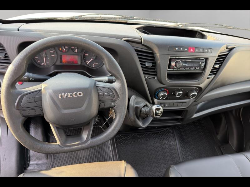 Image IVECO Daily CCb 35C14 empattement 3750 Tor
