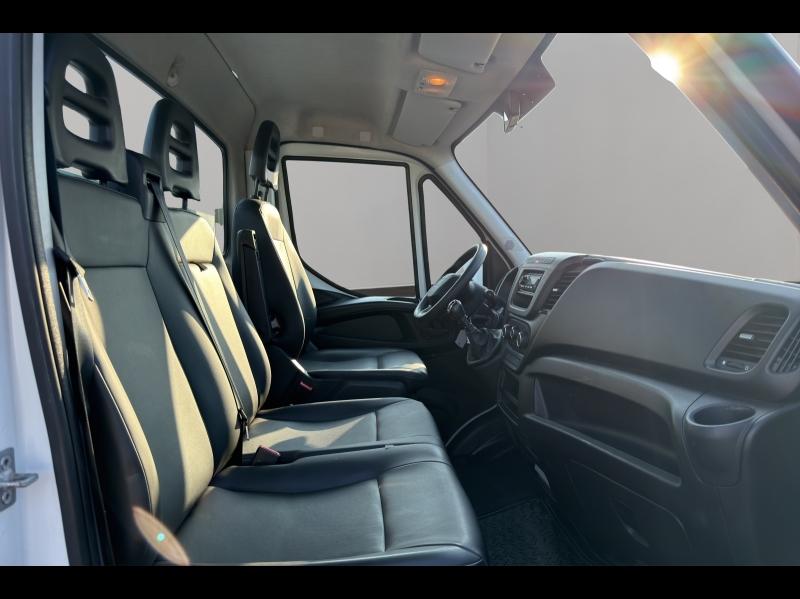 Image IVECO Daily CCb 35C14 empattement 3750 Tor