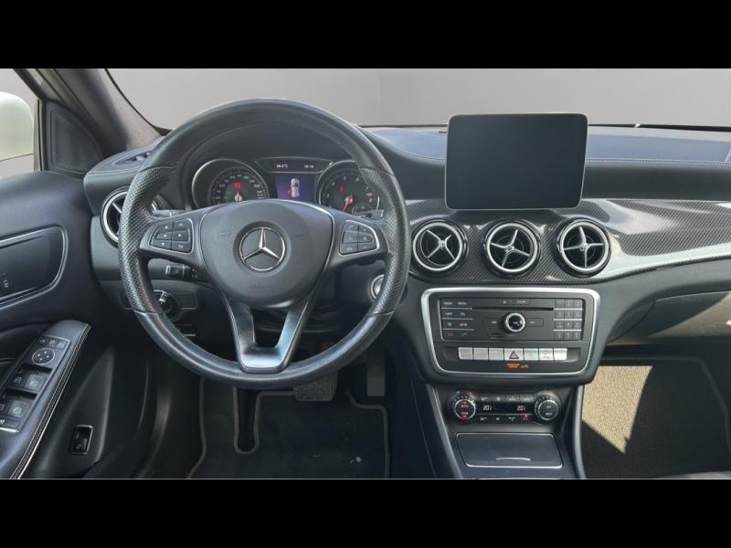Image MERCEDES-BENZ GLA 200 156ch Fascination 7G-DCT Euro6d-T