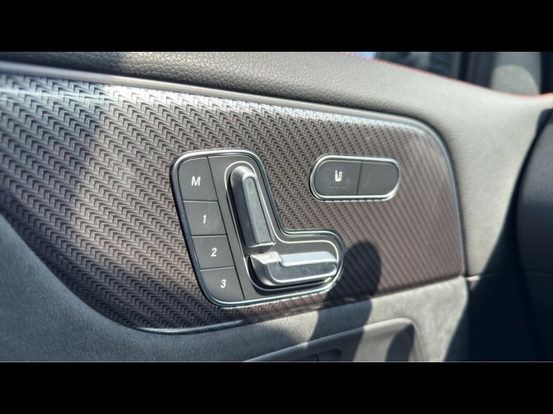 Image MERCEDES-BENZ GLA 220 d 190ch 4Matic AMG Line 8G-DCT