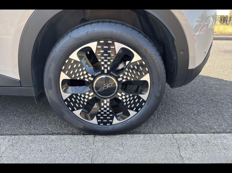 Image FIAT 600 1.2 Hybrid Turbo 110ch La Prima eDCT6