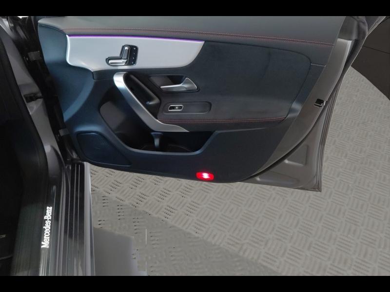 Image MERCEDES-BENZ CLA 200 d 150ch AMG Line 8G-DCT