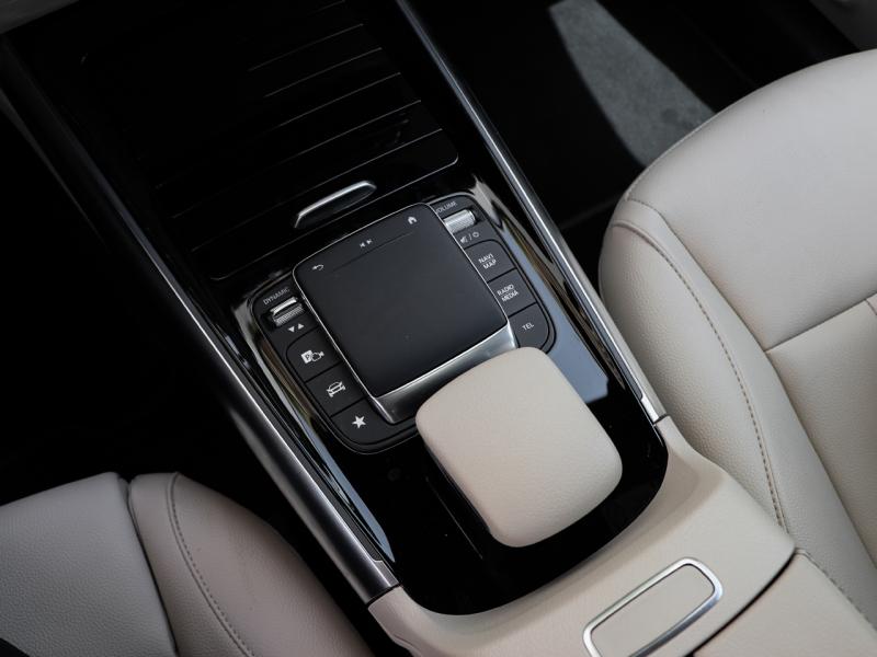 Image MERCEDES-BENZ EQA 250+ 190ch Progressive Line
