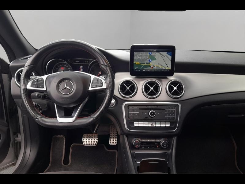 Image MERCEDES-BENZ CLA 220 d Fascination 7G-DCT