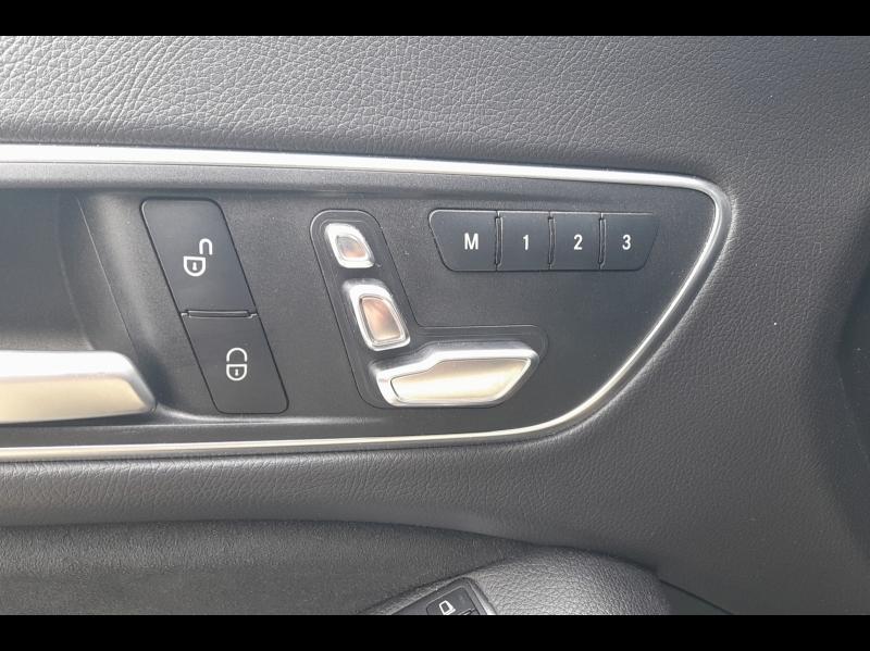Image MERCEDES-BENZ CLA 220 d Fascination 7G-DCT