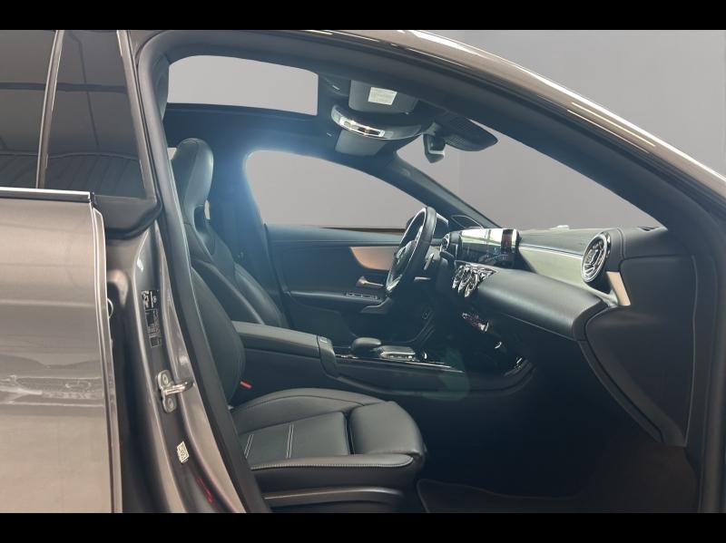 Image MERCEDES-BENZ CLA 220 d 190ch AMG Line 8G-DCT