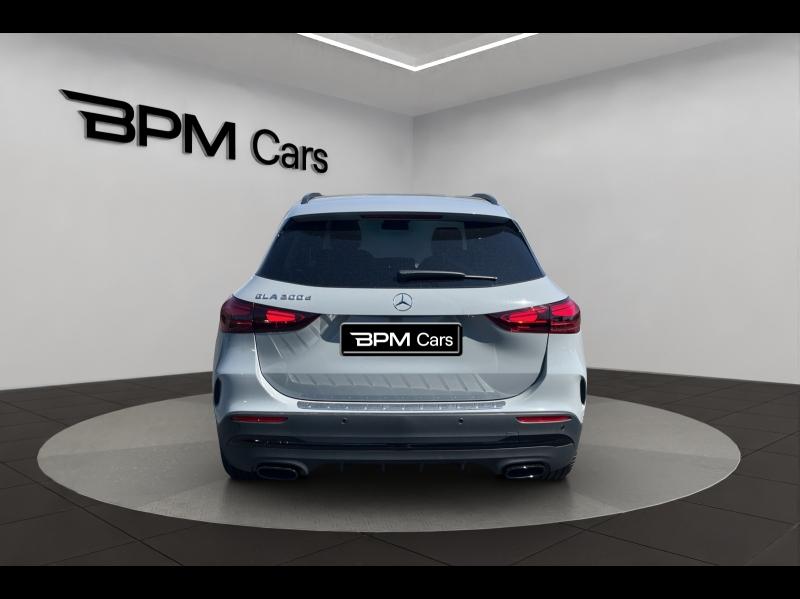 Image MERCEDES-BENZ GLA 200 d 150ch AMG Exclusive Design 8G-DCT