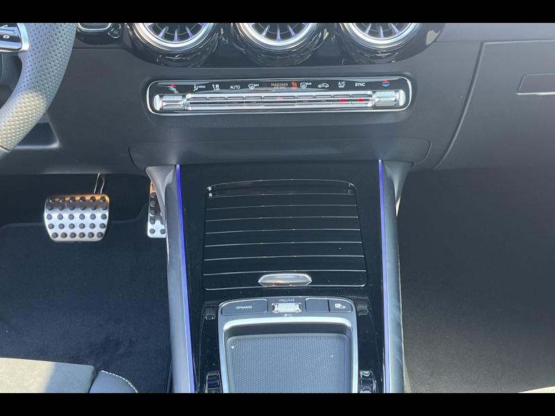Image MERCEDES-BENZ GLA 200 d 150ch AMG Exclusive Design 8G-DCT