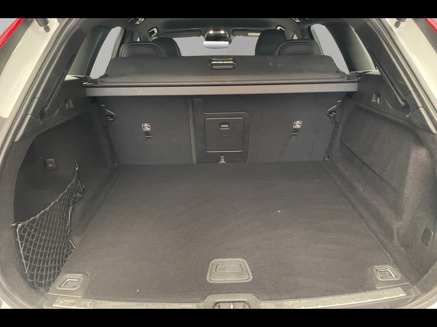 Image VOLVO XC60 B4 AdBlue 197ch R-Design Geartronic
