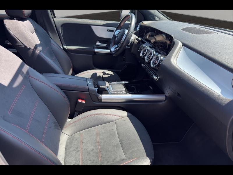 Image MERCEDES-BENZ GLA 220 d 190ch 4Matic AMG Line 8G-DCT