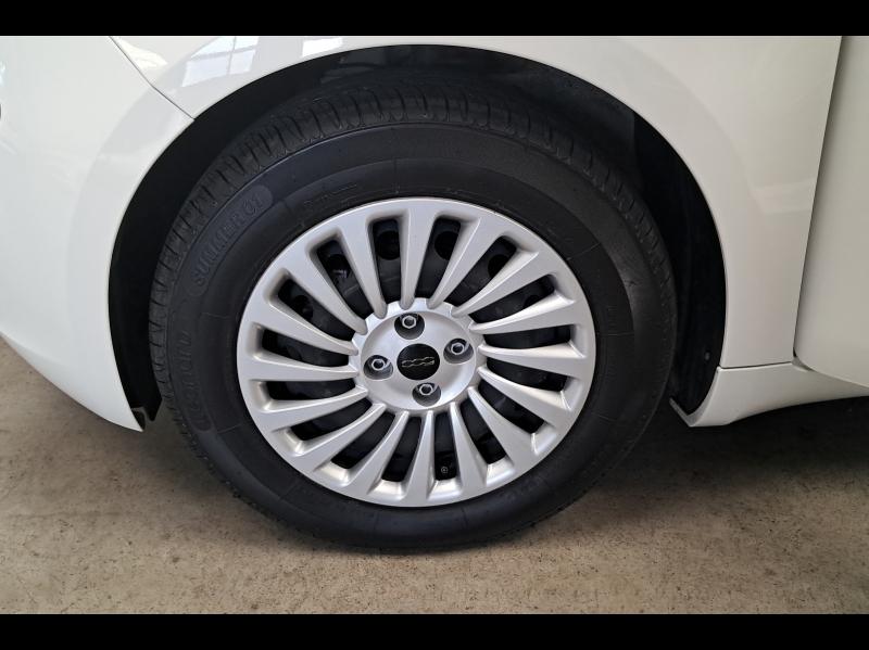 Image FIAT 500 e 95ch Action