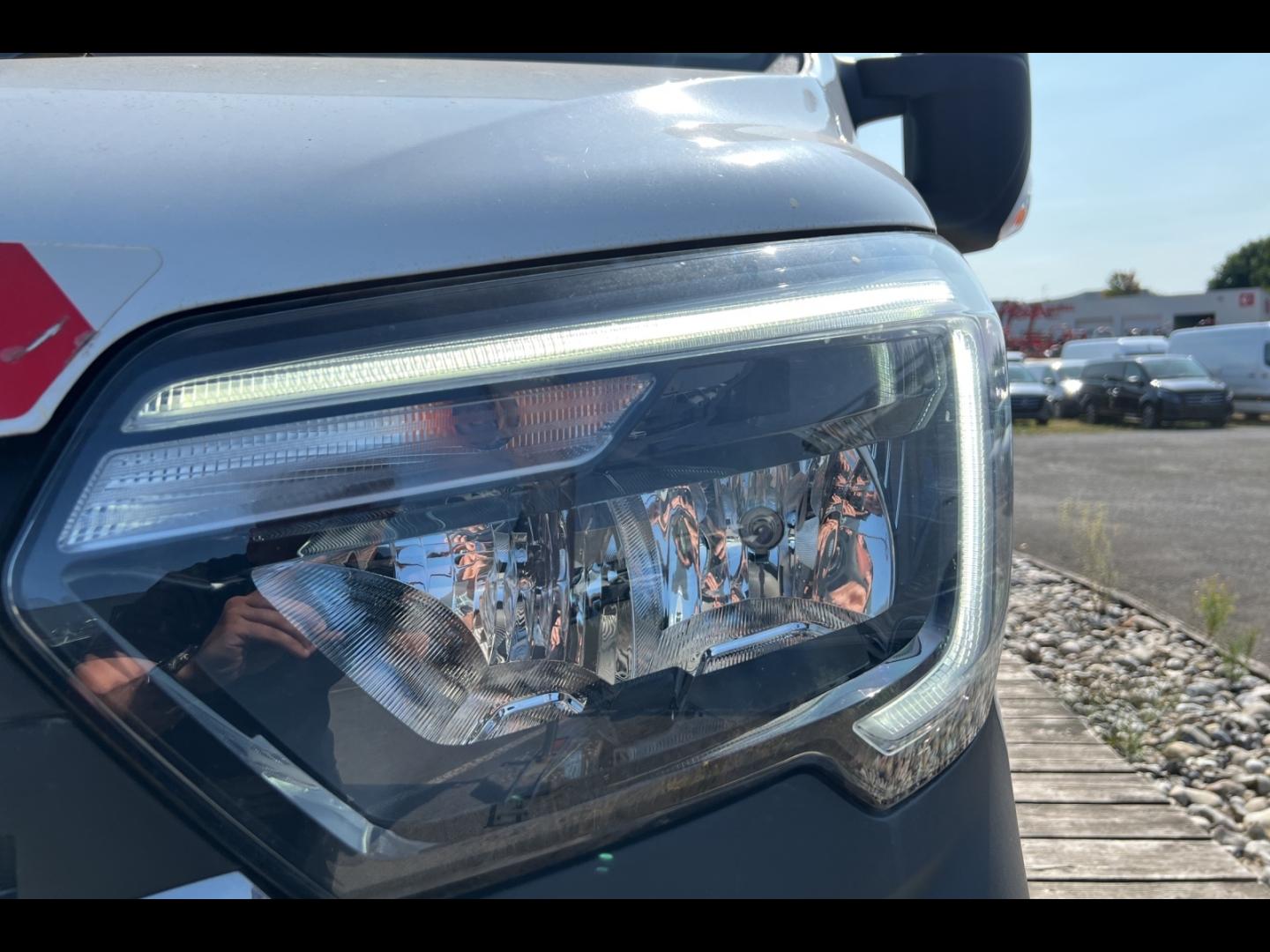 Image RENAULT Master CCb R3500 L3 2.3 DCI 130ch Confort Plateau Fixe