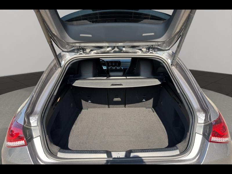 Image MERCEDES-BENZ CLA Shooting Brake 220 d 190ch AMG Line 8G-DCT
