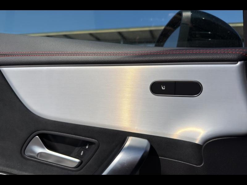 Image MERCEDES-BENZ CLA Shooting Brake 220 d 190ch AMG Line 8G-DCT
