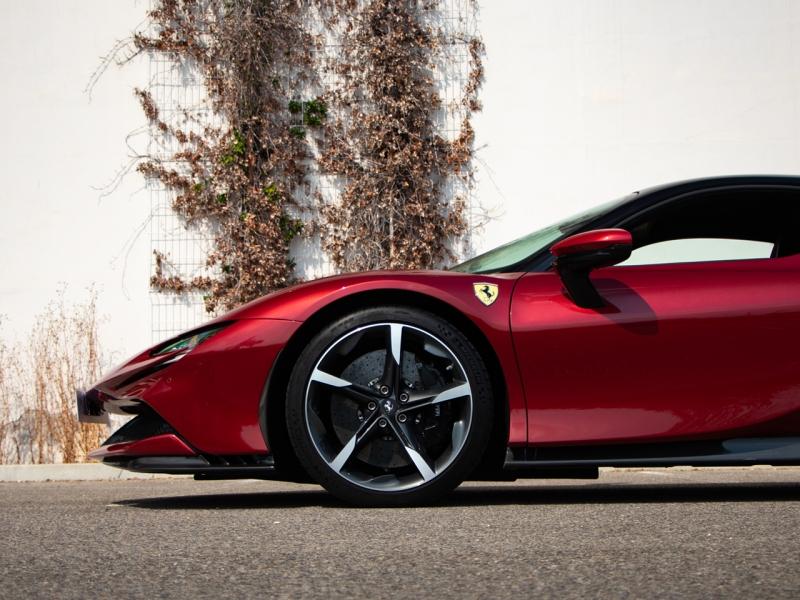 Image FERRARI SF90 STRADALE V8 Biturbo 4.0