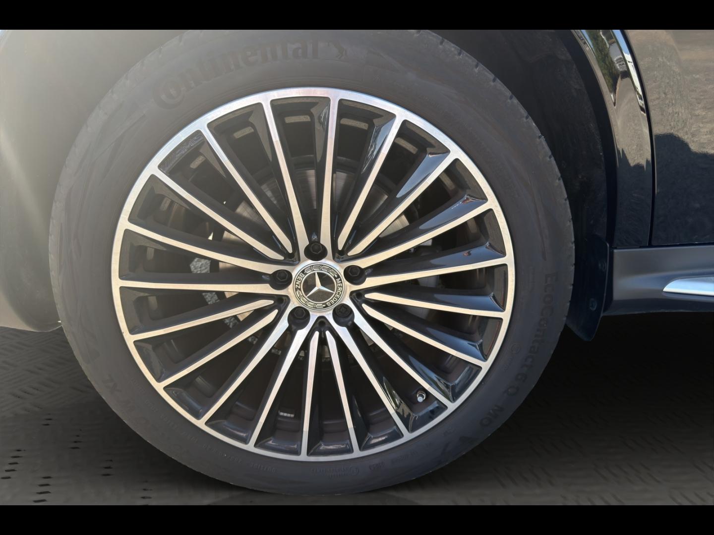 Image MERCEDES-BENZ GLC 220 d 197ch AMG Line 4Matic 9G-Tronic