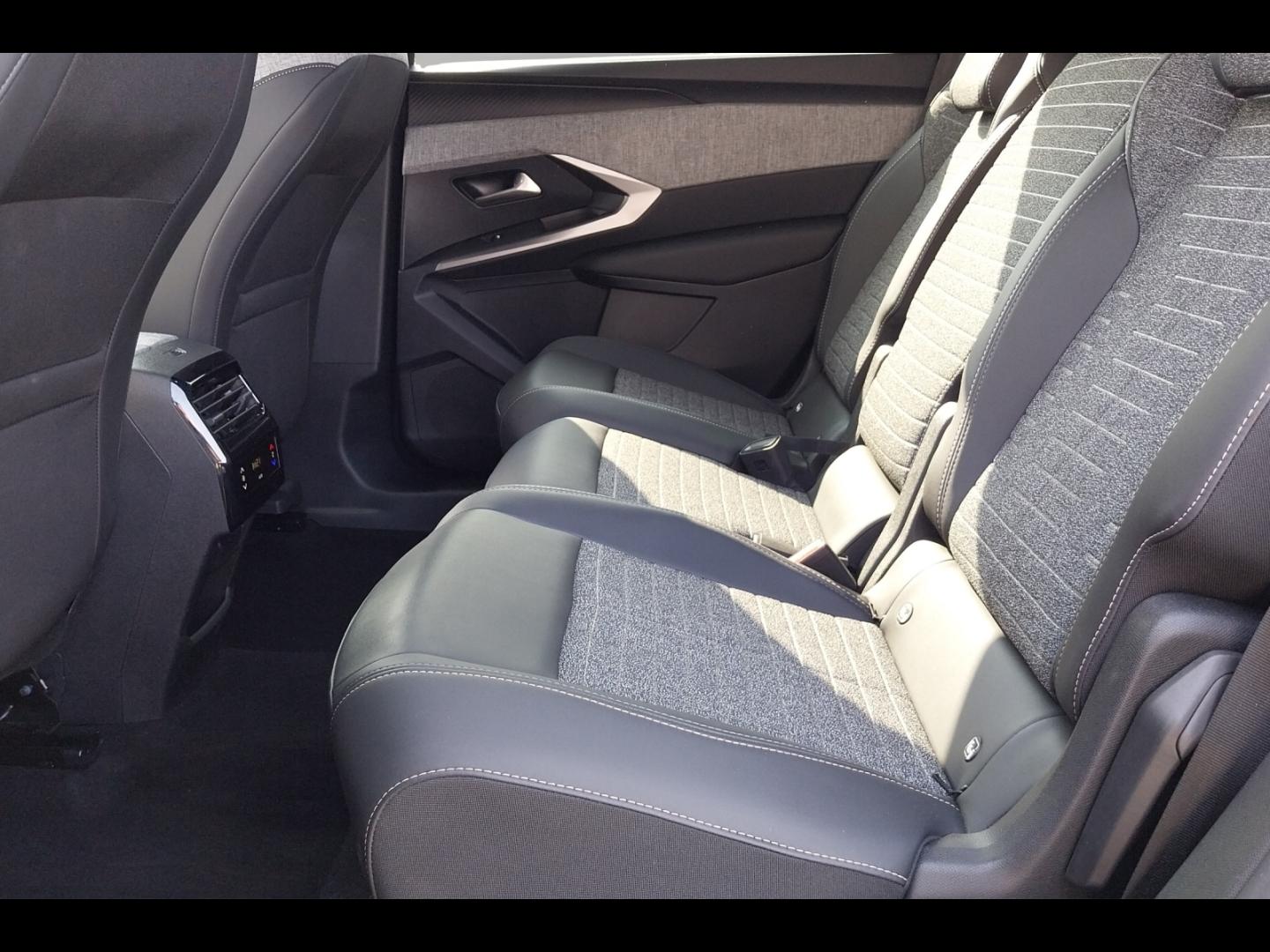 Image PEUGEOT 5008 Hybrid 145ch Allure e-DCS6
