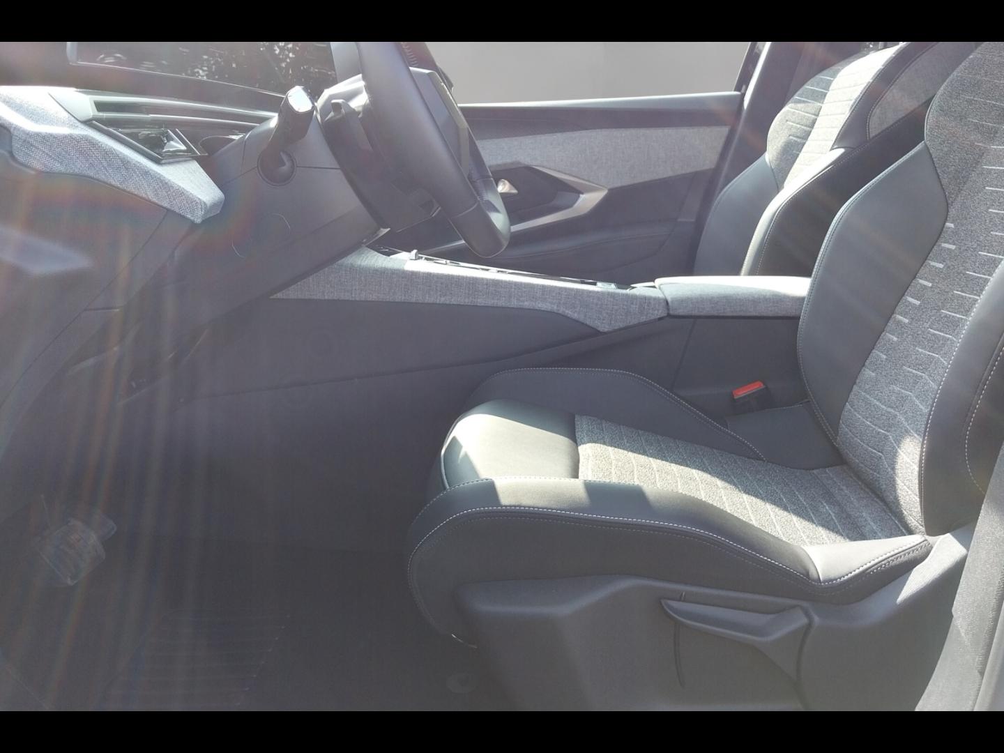 Image PEUGEOT 5008 Hybrid 145ch Allure e-DCS6