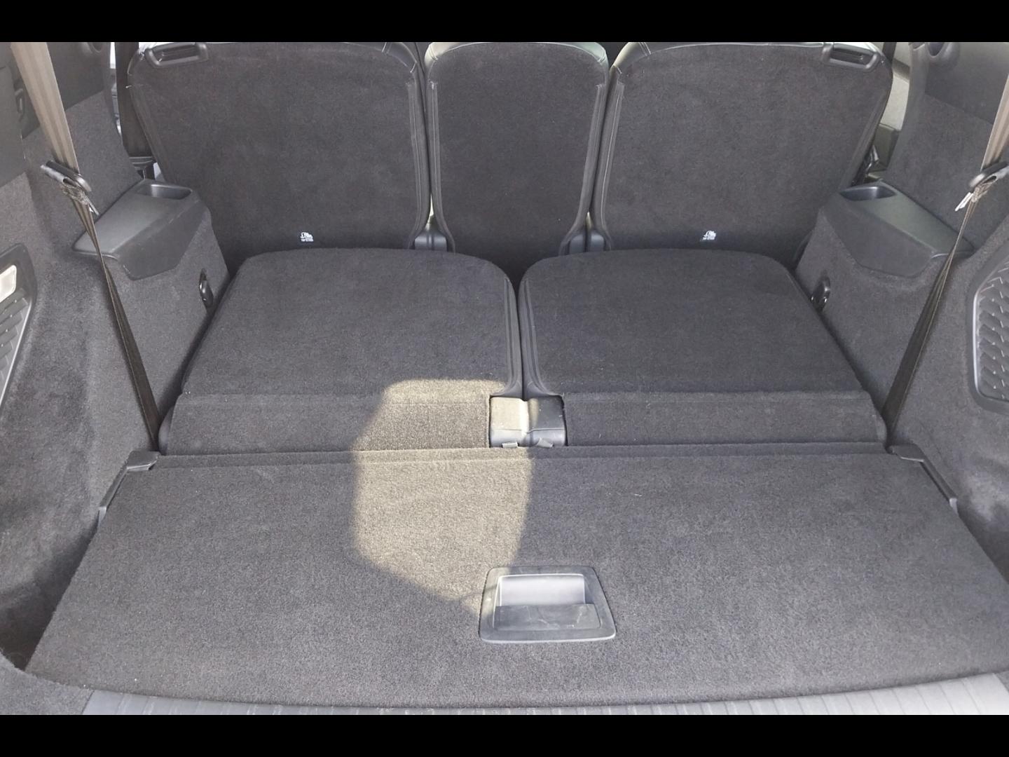Image PEUGEOT 5008 Hybrid 145ch Allure e-DCS6