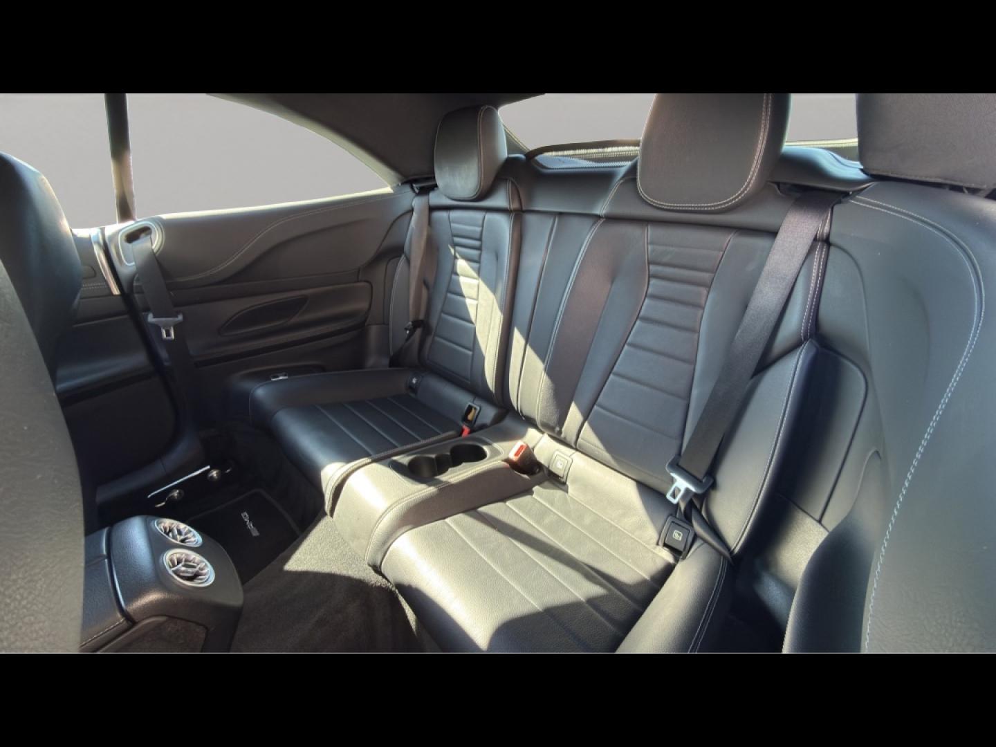 Image MERCEDES-BENZ Classe E Cabriolet 220 d 194ch AMG Line 9G-Tronic