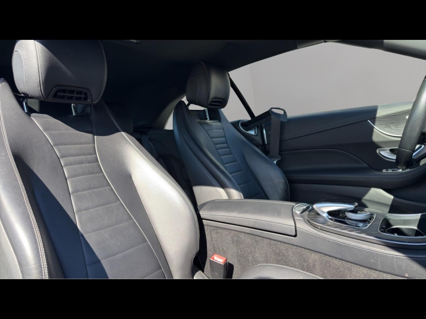 Image MERCEDES-BENZ Classe E Cabriolet 220 d 194ch AMG Line 9G-Tronic