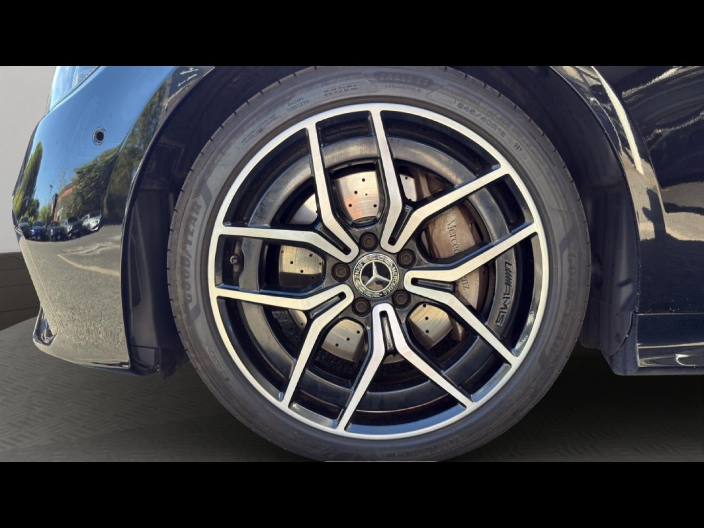 Image MERCEDES-BENZ Classe E Cabriolet 220 d 194ch AMG Line 9G-Tronic