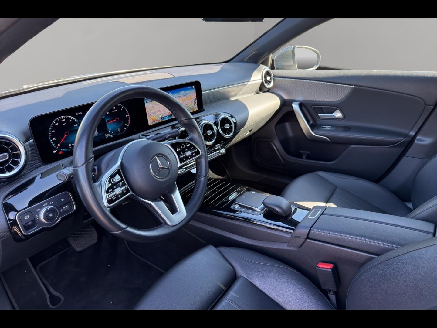 Image MERCEDES-BENZ Classe A 180d 116ch Progressive Line 8G-DCT