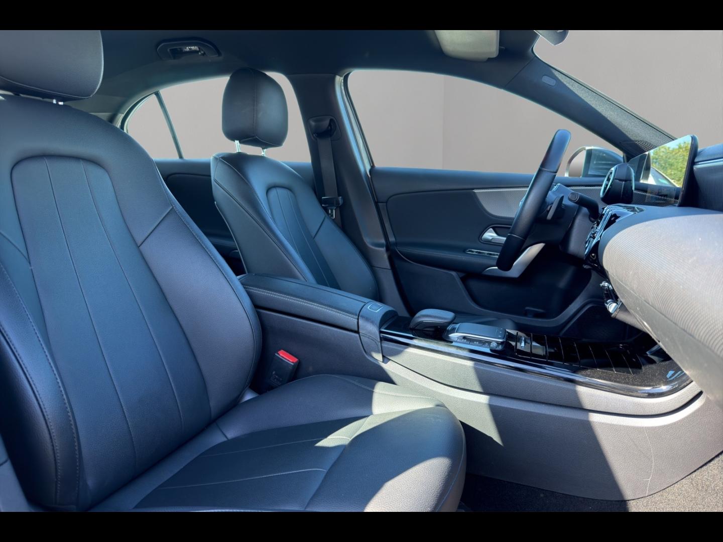 Image MERCEDES-BENZ Classe A 180d 116ch Progressive Line 8G-DCT