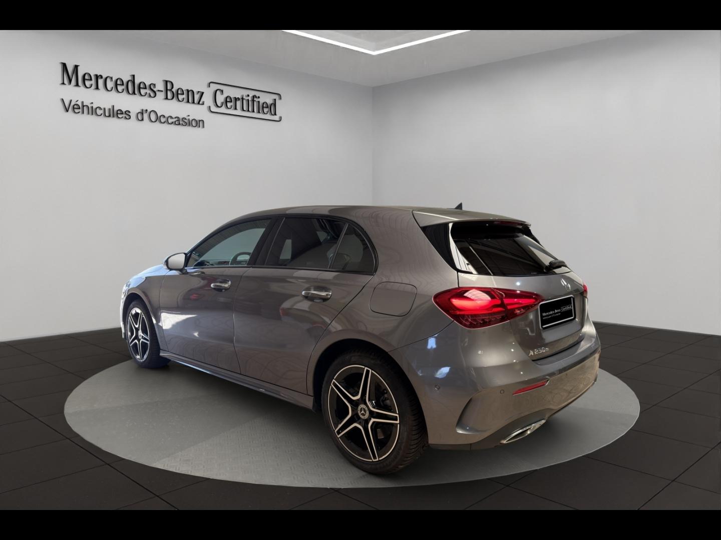 Image MERCEDES-BENZ Classe A 250 e 163+109ch AMG Line 8G-DCT