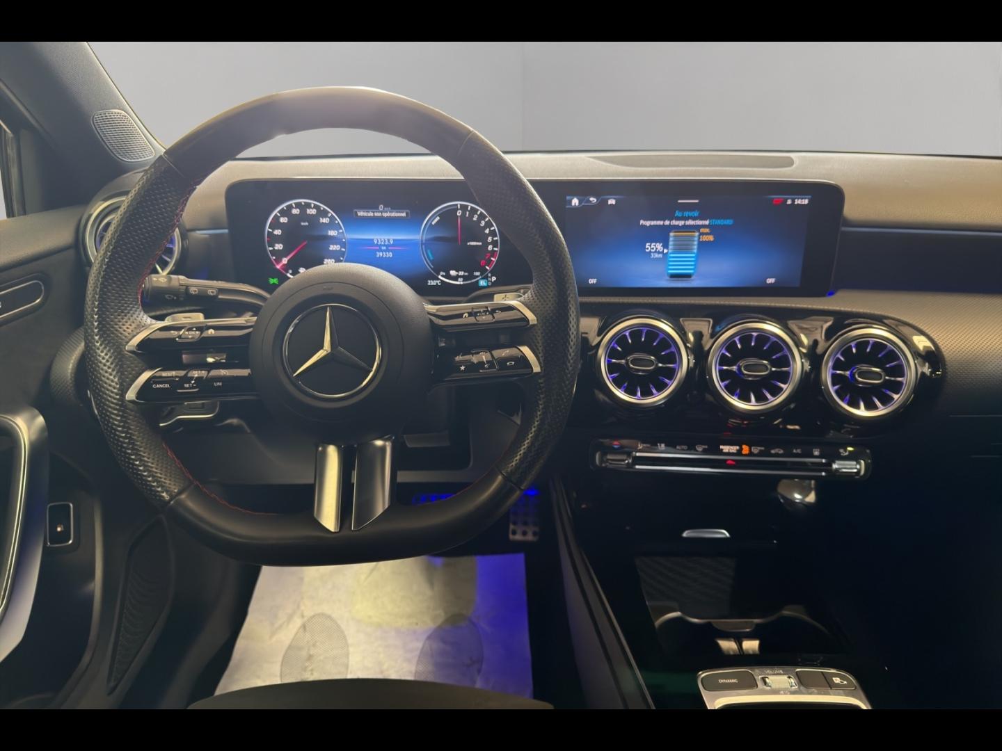 Image MERCEDES-BENZ Classe A 250 e 163+109ch AMG Line 8G-DCT
