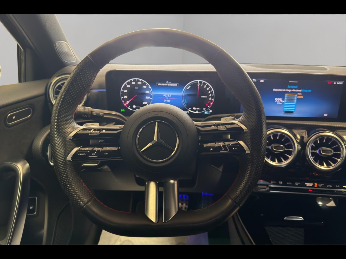 Image MERCEDES-BENZ Classe A 250 e 163+109ch AMG Line 8G-DCT