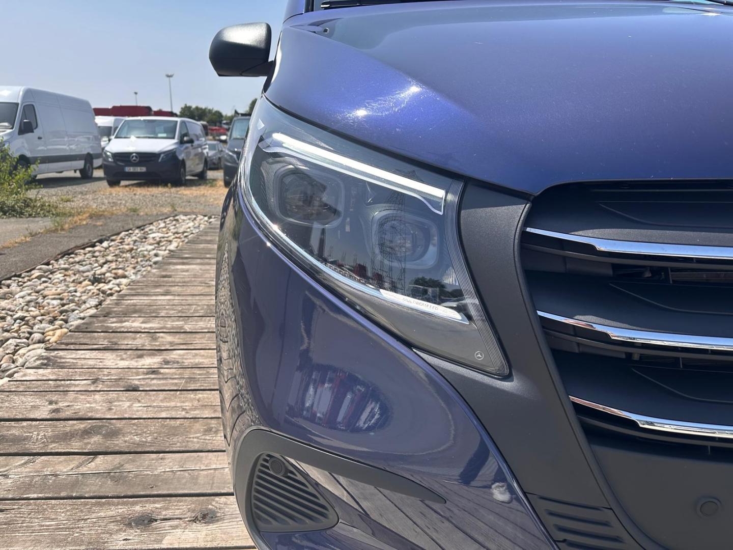 Image MERCEDES-BENZ Vito Fg 119 CDI Mixto Long Select Propulsion 9G-Tronic 4x4