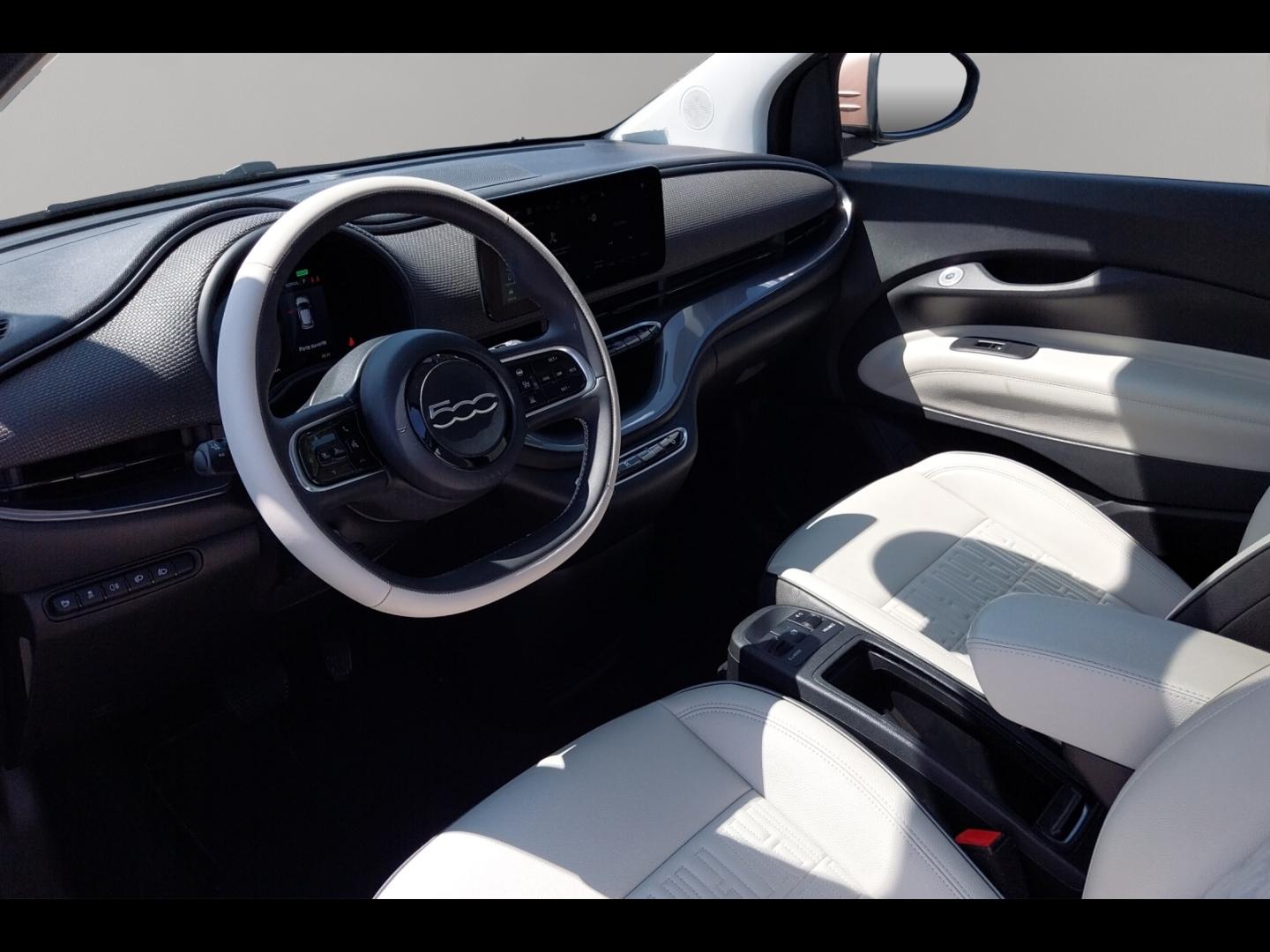 Image FIAT 500 e 118ch La Prima MY23