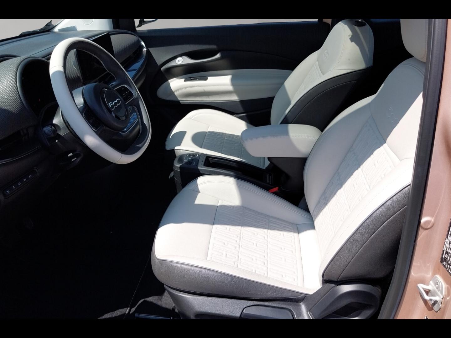 Image FIAT 500 e 118ch La Prima MY23
