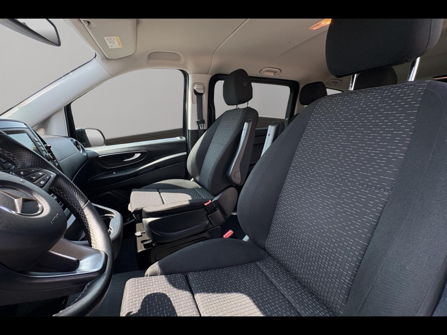 Image MERCEDES-BENZ Vito Fg 114 CDI Mixto Long Select Propulsion 9G-Tronic