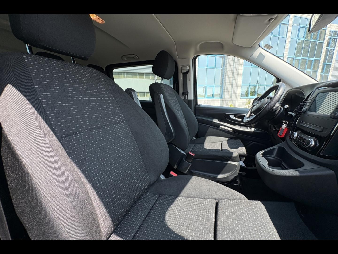 Image MERCEDES-BENZ Vito Fg 114 CDI Mixto Long Select Propulsion 9G-Tronic