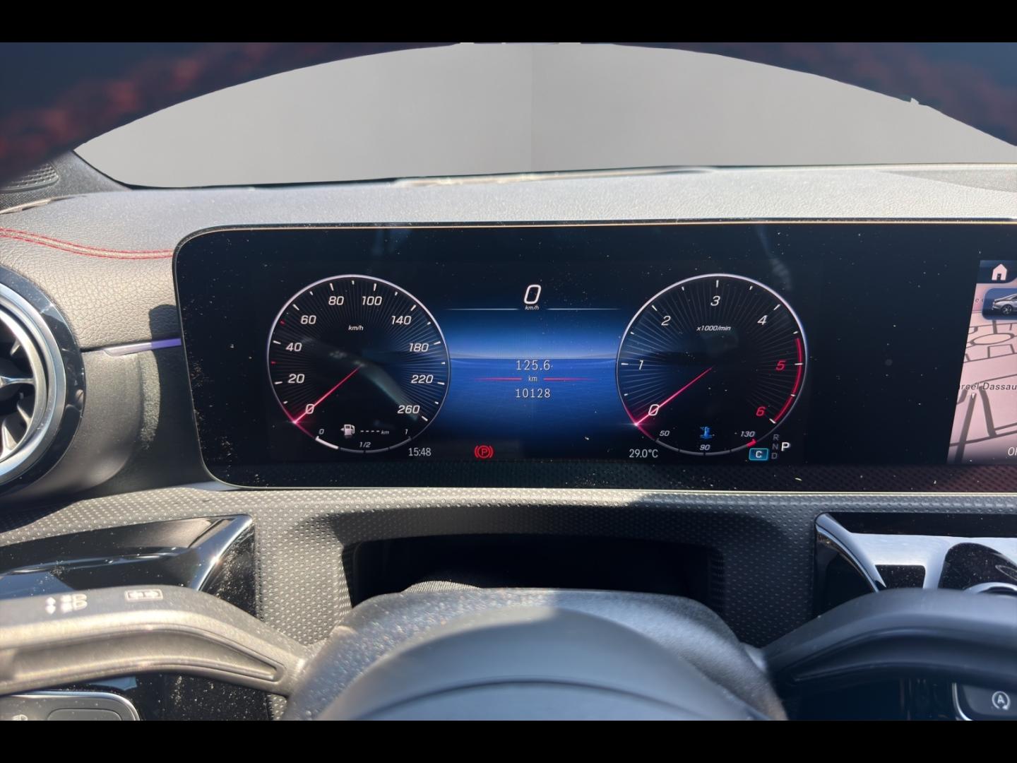 Image MERCEDES-BENZ CLA 200 d 150ch AMG Line 8G-DCT