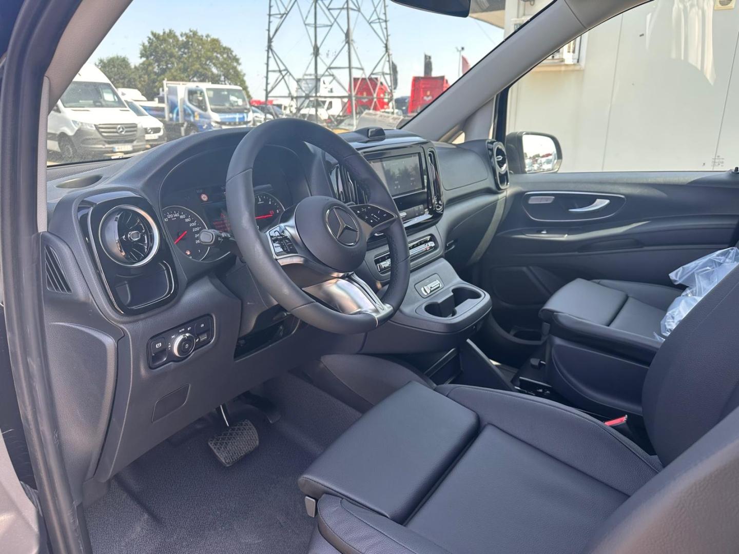 Image MERCEDES-BENZ Vito Fg 119 CDI Long Select Propulsion 9G-Tronic