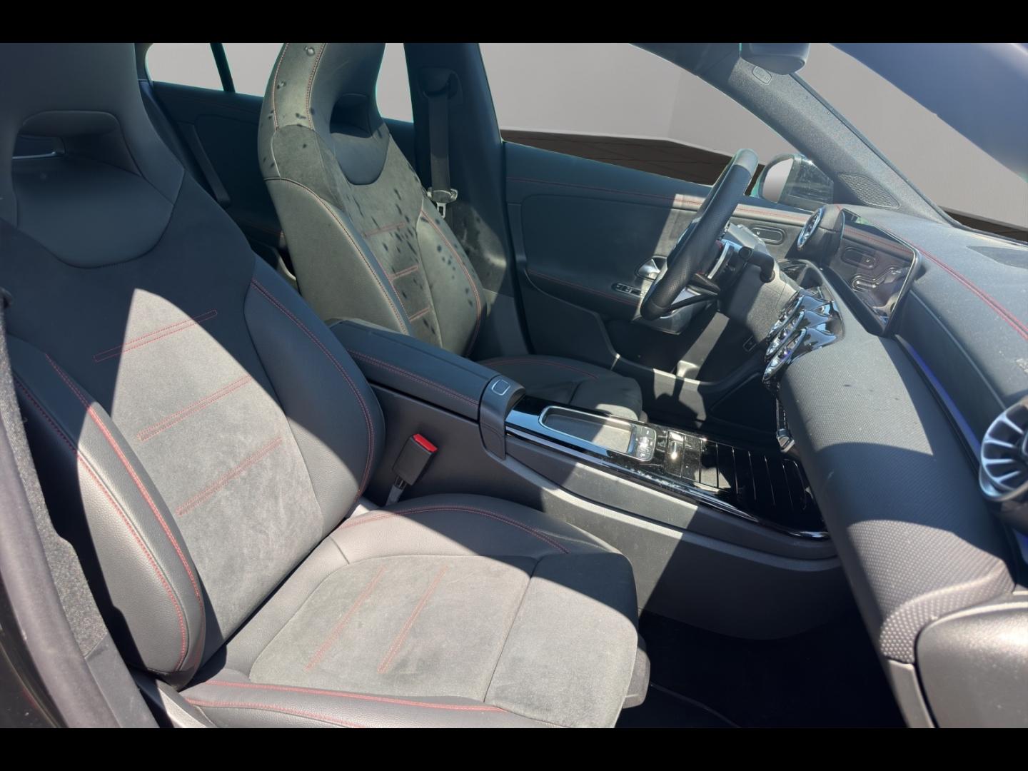 Image MERCEDES-BENZ CLA 200 d 150ch AMG Line 8G-DCT