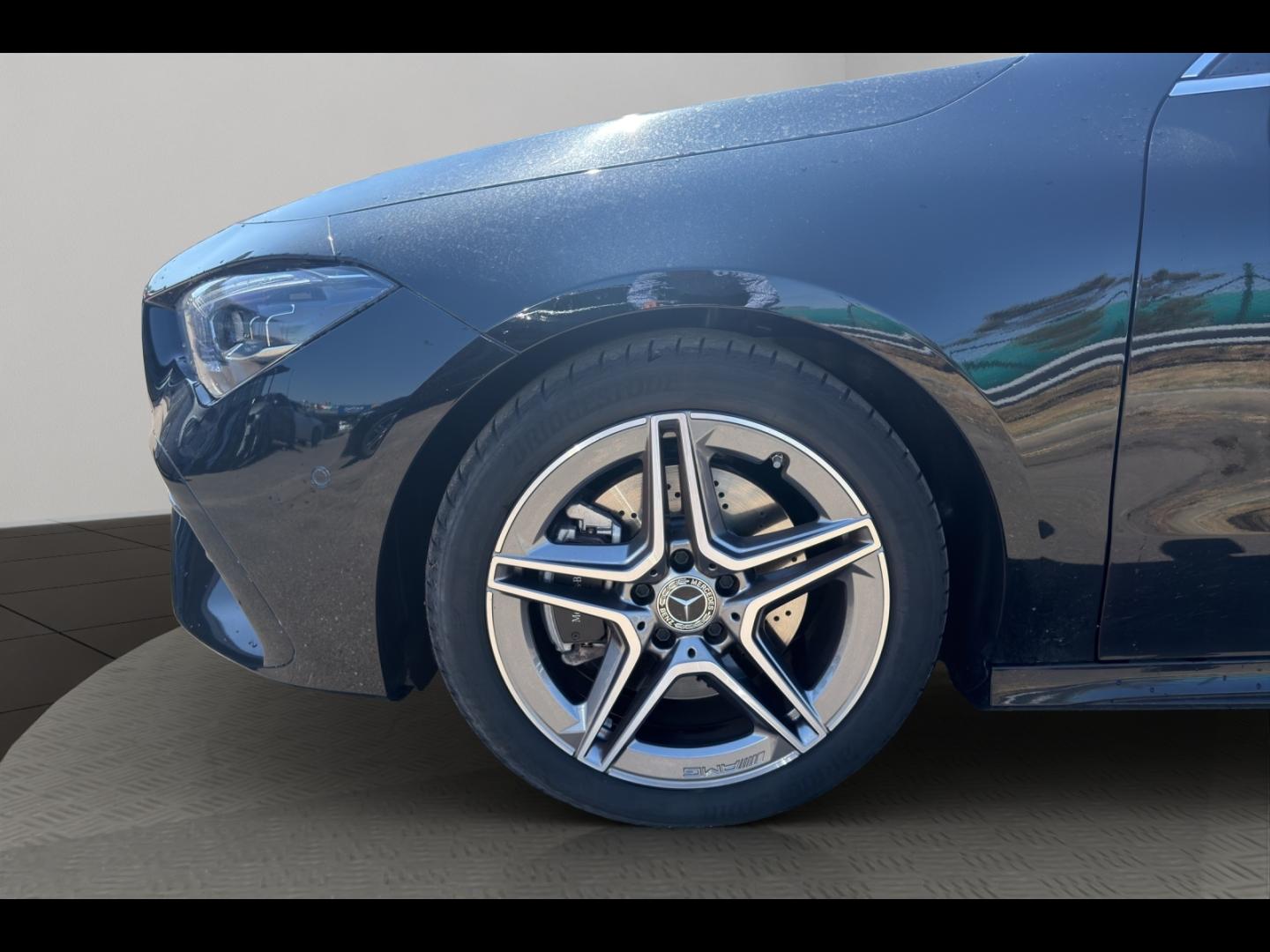 Image MERCEDES-BENZ CLA 200 d 150ch AMG Line 8G-DCT