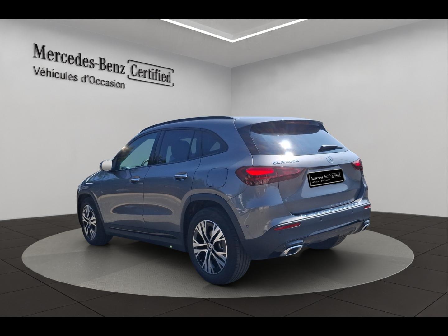 Image MERCEDES-BENZ GLA 200 d 150ch Progressive Line 8G-DCT