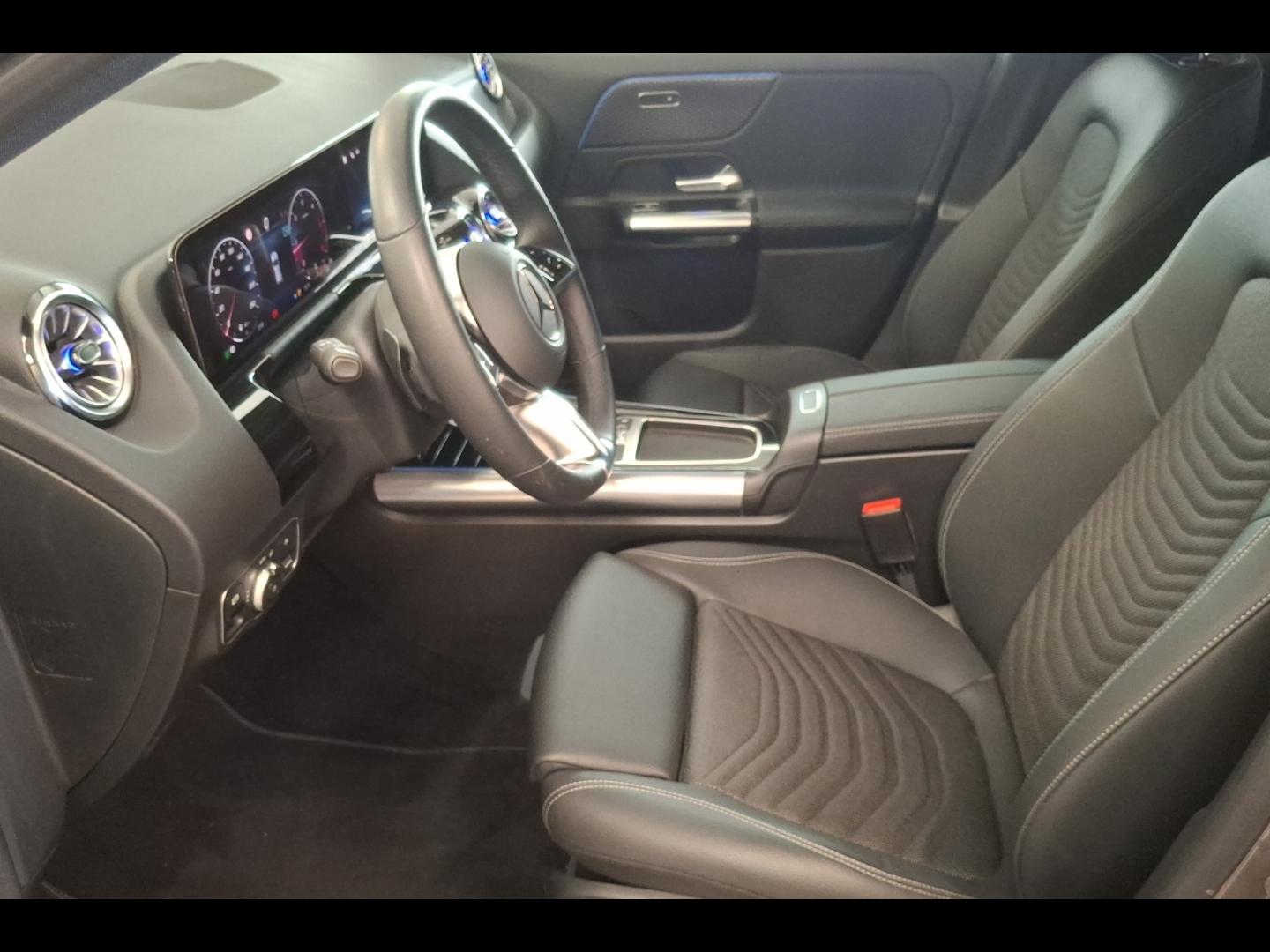 Image MERCEDES-BENZ GLA 200 d 150ch Progressive Line 8G-DCT