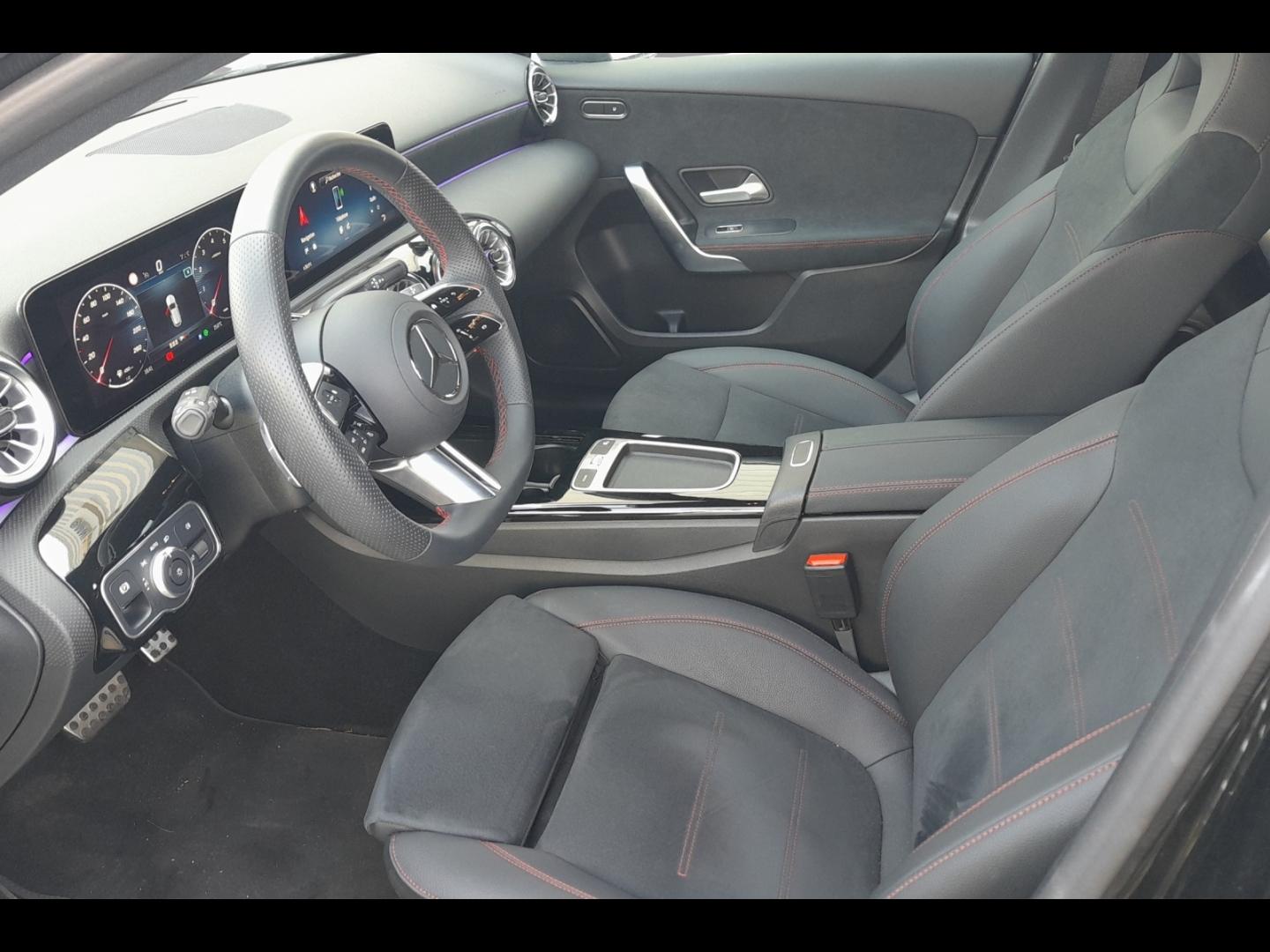 Image MERCEDES-BENZ Classe A 180 136ch Star Edition 7G-DCT