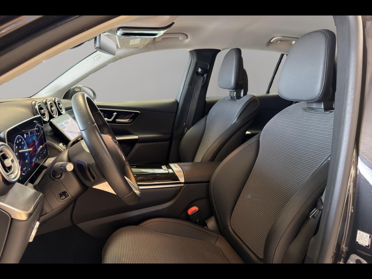 Image MERCEDES-BENZ GLC 220 d 197ch Business Line 4Matic 9G-Tronic
