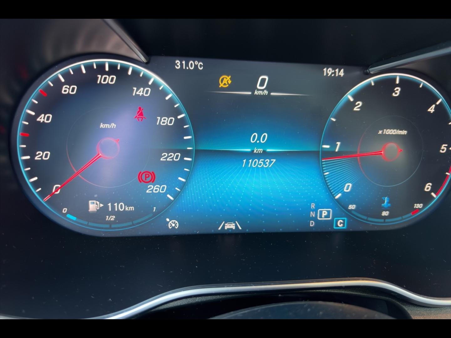Image MERCEDES-BENZ GLC 220 d 194ch AMG Line 4Matic 9G-Tronic