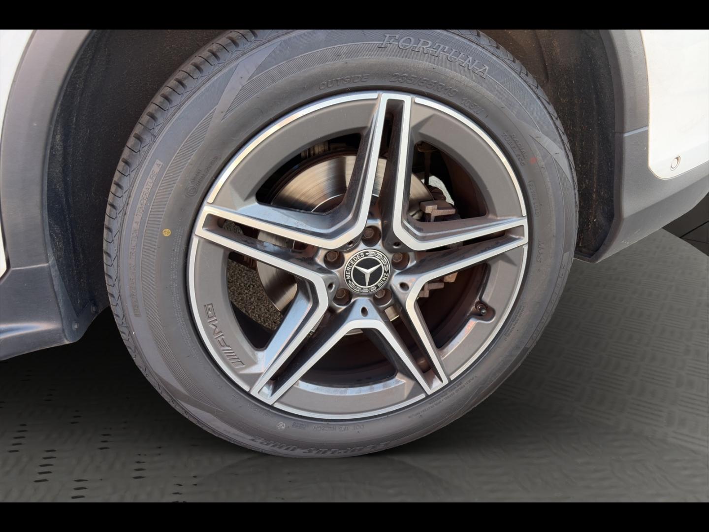 Image MERCEDES-BENZ GLC 220 d 194ch AMG Line 4Matic 9G-Tronic