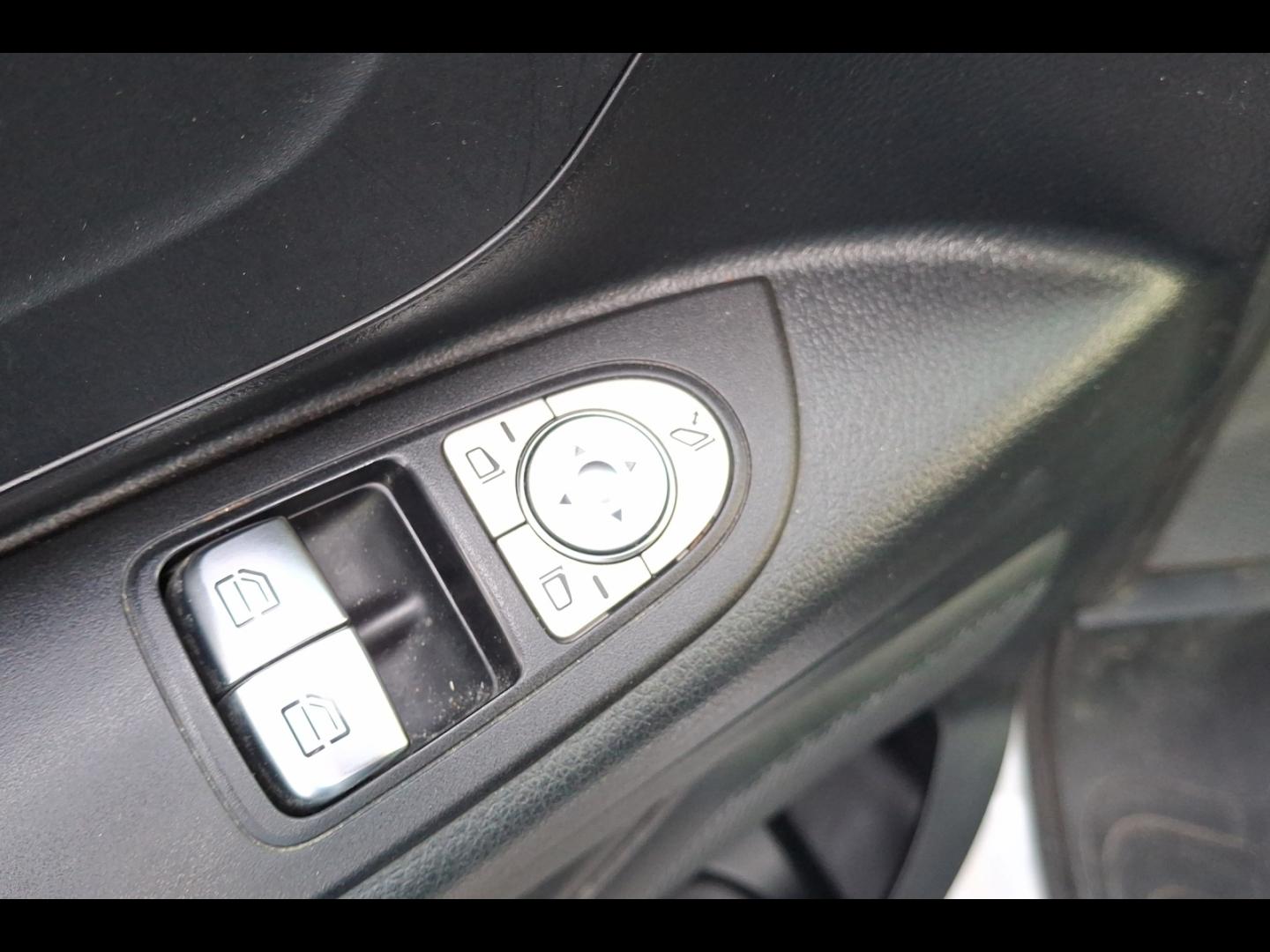 Image MERCEDES-BENZ Vito Fg 114 CDI Long Pro Propulsion 9G-Tronic
