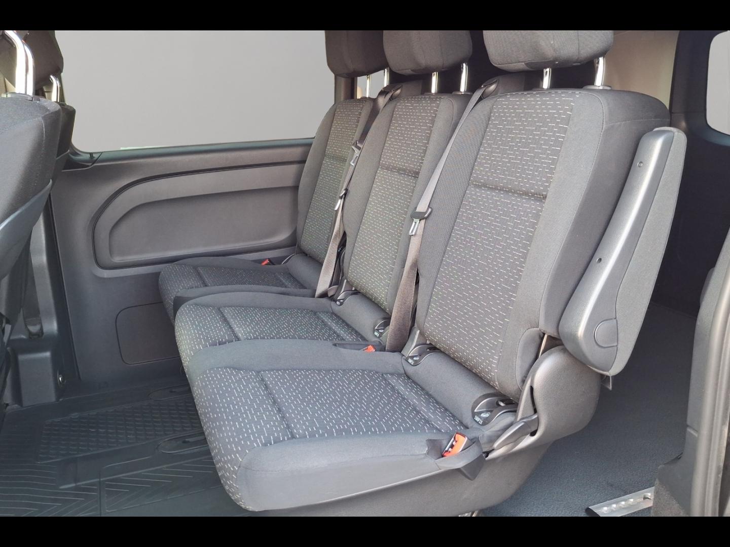 Image MERCEDES-BENZ Vito Fg 119 CDI Mixto Long Pro Propulsion 9G-Tronic 4X4  42000 ? HT