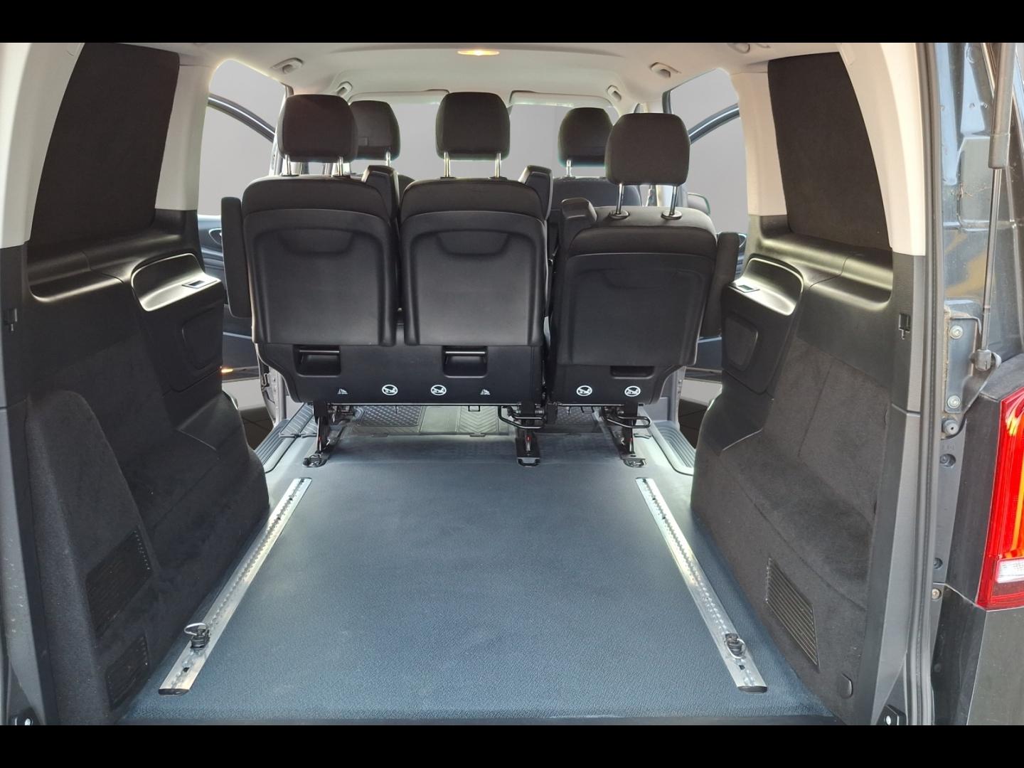 Image MERCEDES-BENZ Vito Fg 119 CDI Mixto Long Pro Propulsion 9G-Tronic 4X4  42000 ? HT